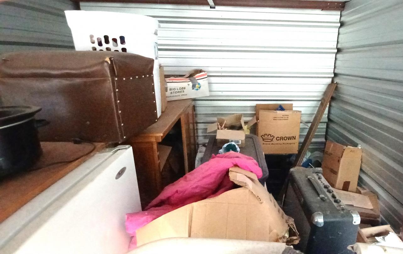 Storage Unit Auction in East Peoria, IL at Red Dot Storage 65 ends on 25th October, 2023 1034 AM